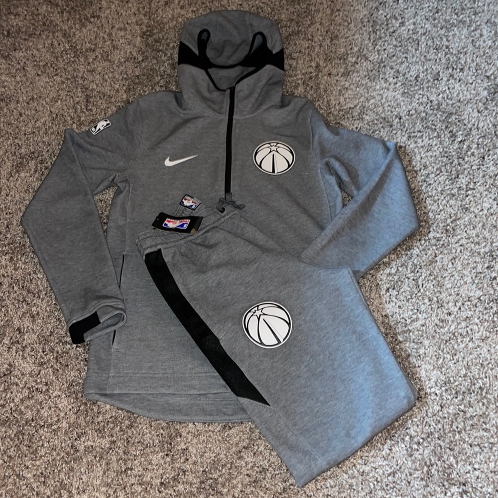 Nike Washington Wizards Sweatsuit